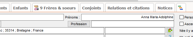 Prénoms à droite.png
